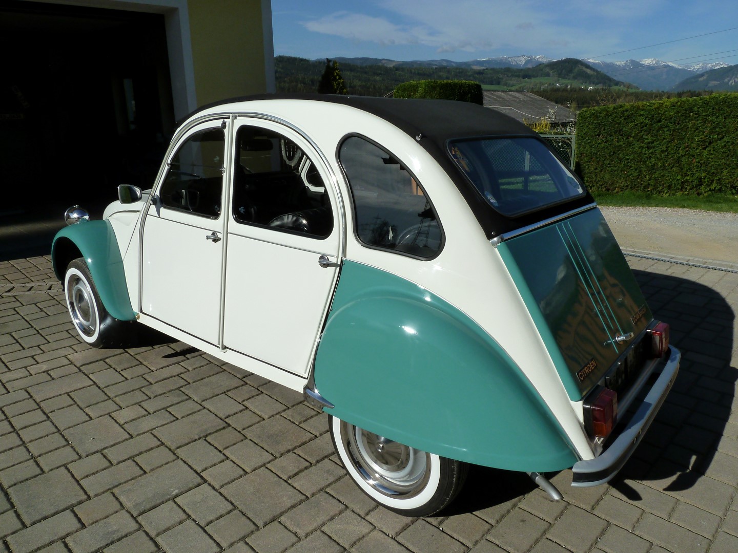 2 CV